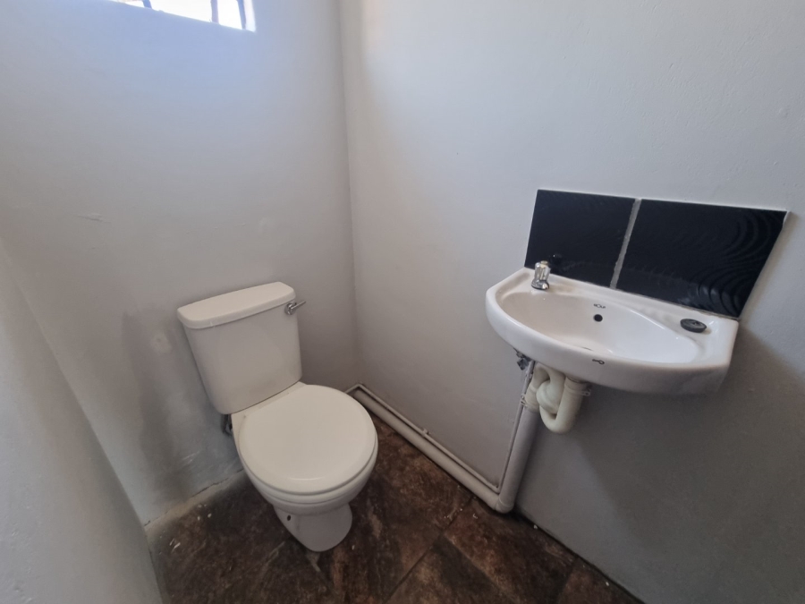 To Let 1 Bedroom Property for Rent in Bohlokong Free State